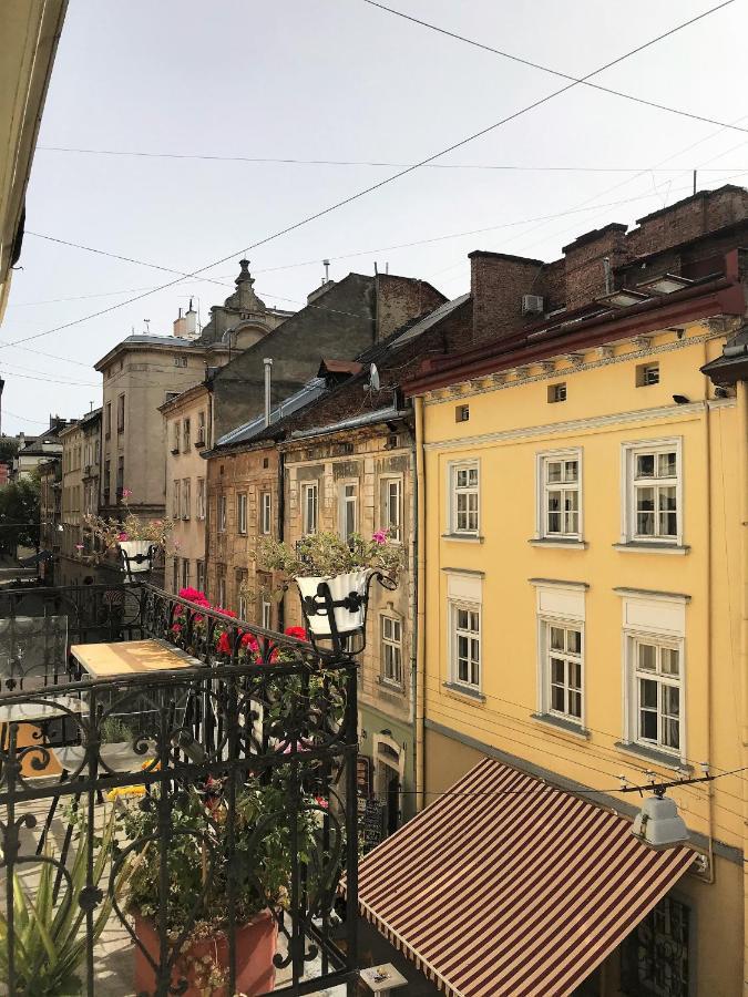 Center Lviv Rynok Square 17 Apartamento Exterior foto